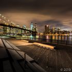 Brooklyn Birge at night / color