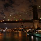 Brooklyn Bridge bei Nacht