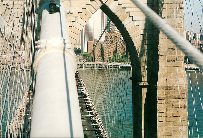 brooklyn bridge cables