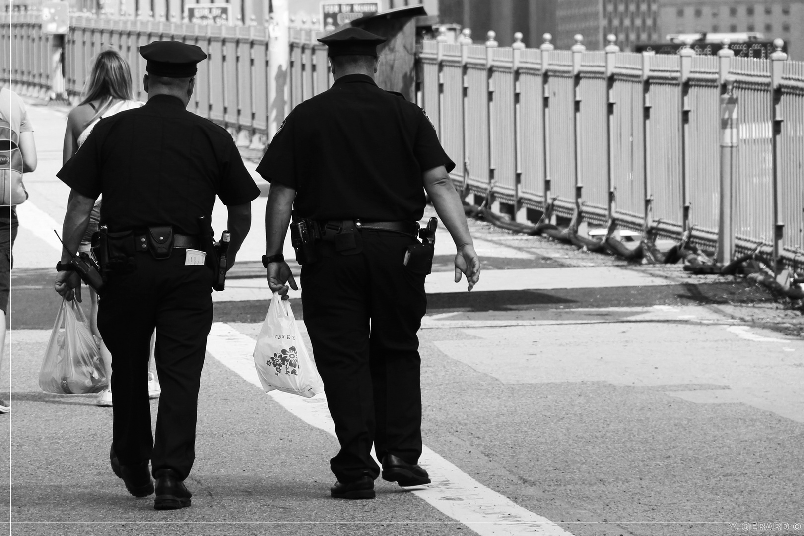 Brooklyn Bridge - Cops