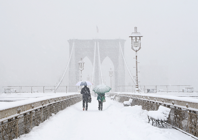 Brooklyn Bridge during heavy snowstorm