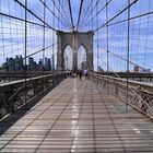 Brooklyn Bridge Richtung Manhattan 