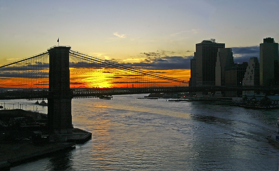 Brooklyn Bridge Sunset