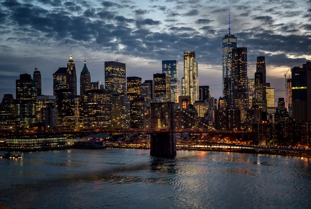 Brooklyn Bridge und Manhattan