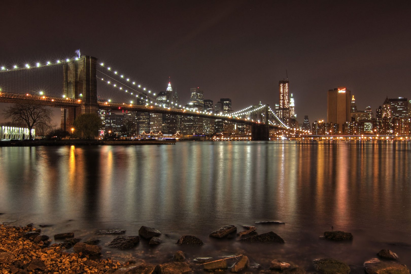 Brooklyn Bridge und Manhattan Skyline