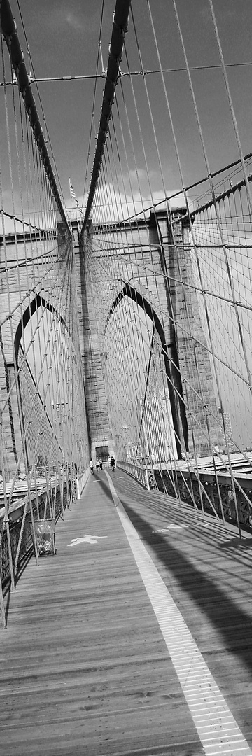 Brooklyn Bridge Vertical