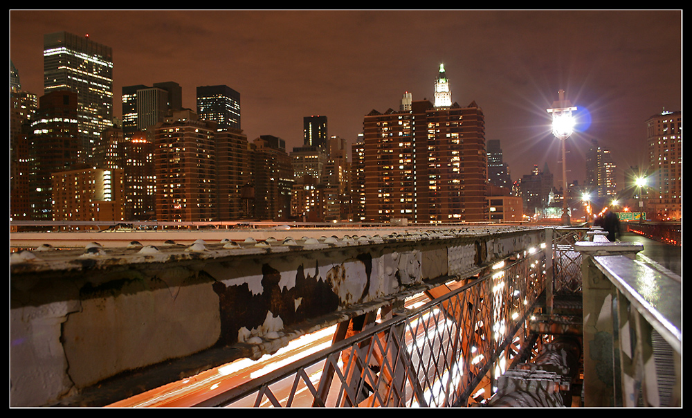 Brooklyn Bridge view at night