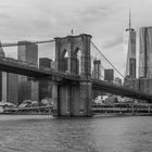 Brooklyn Bridge vor der Skyline II