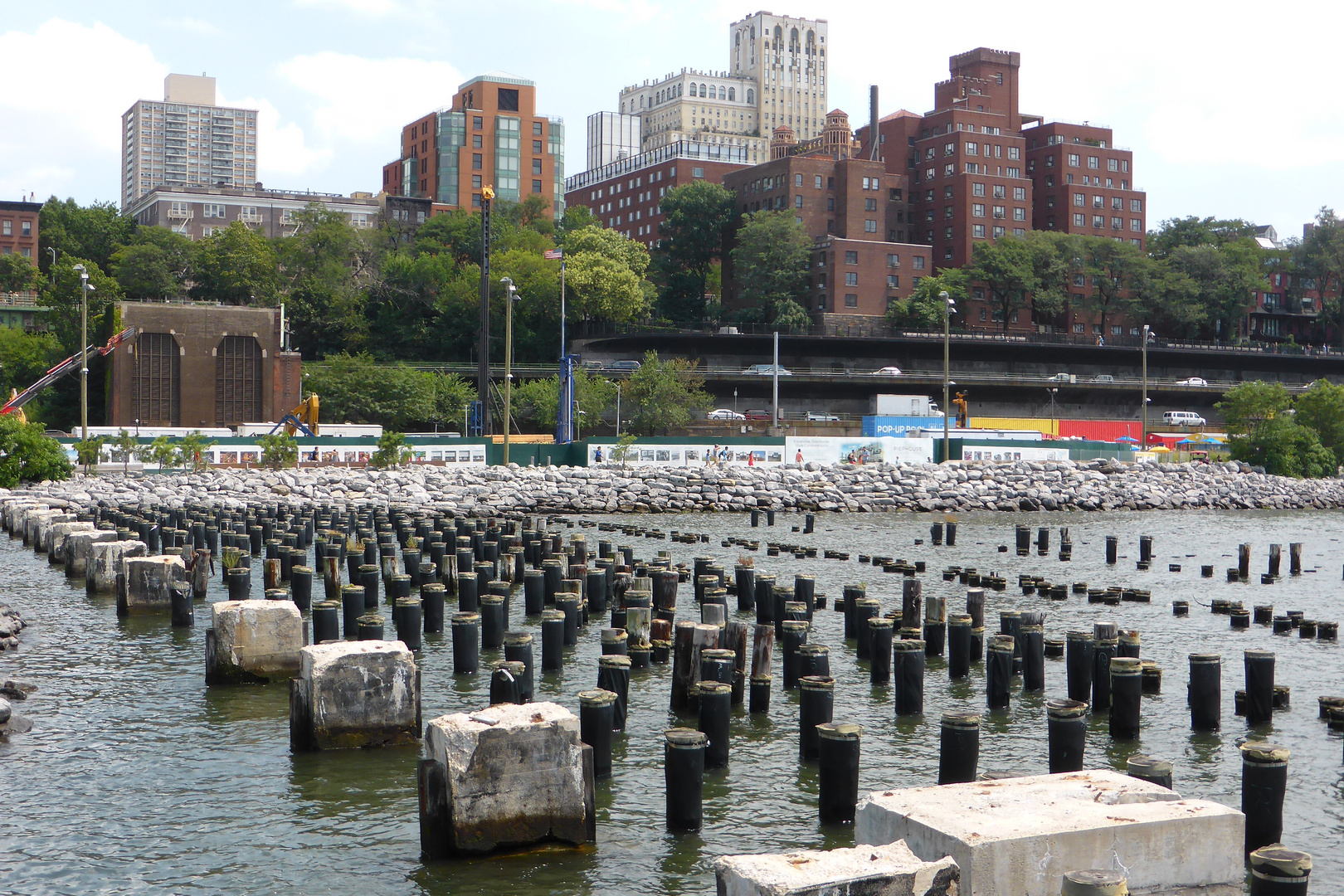 Brooklyn Hight am East River