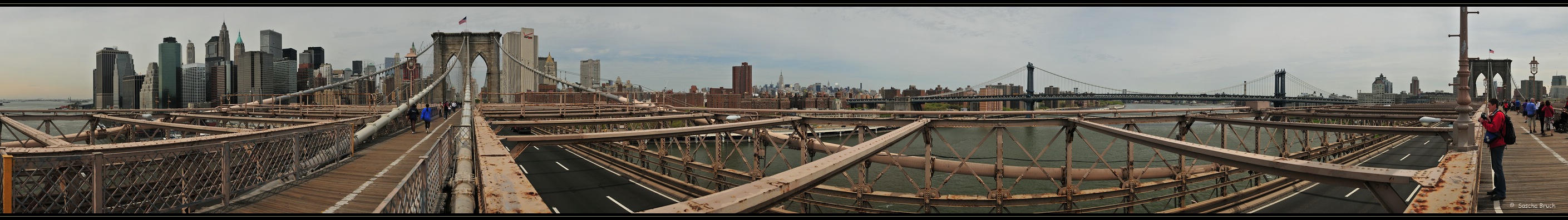 Brooklynbridge + Manhattan Panorama