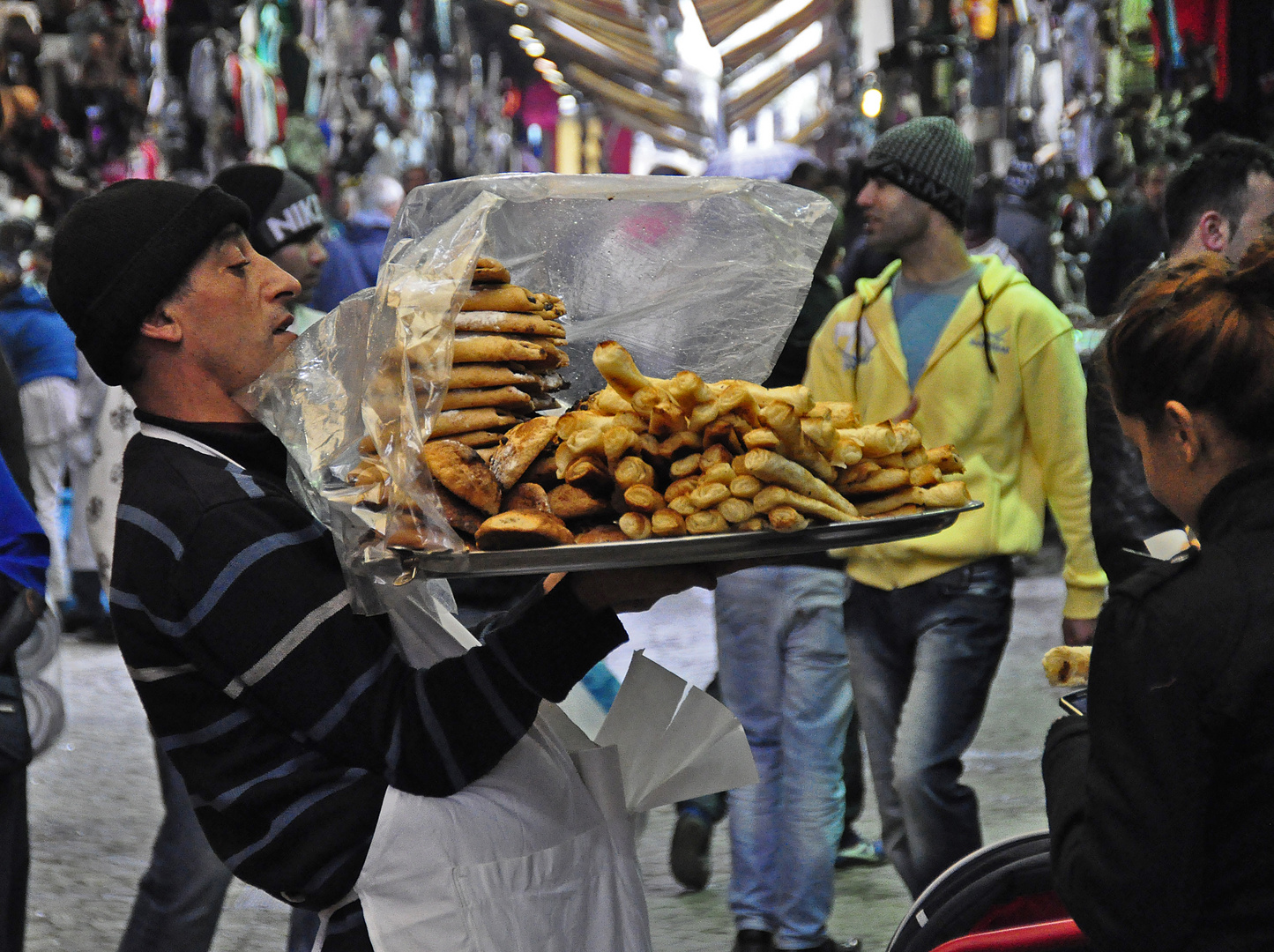 Brotverkäufer in Istanbul