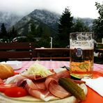 Brotzeit mit Aussicht