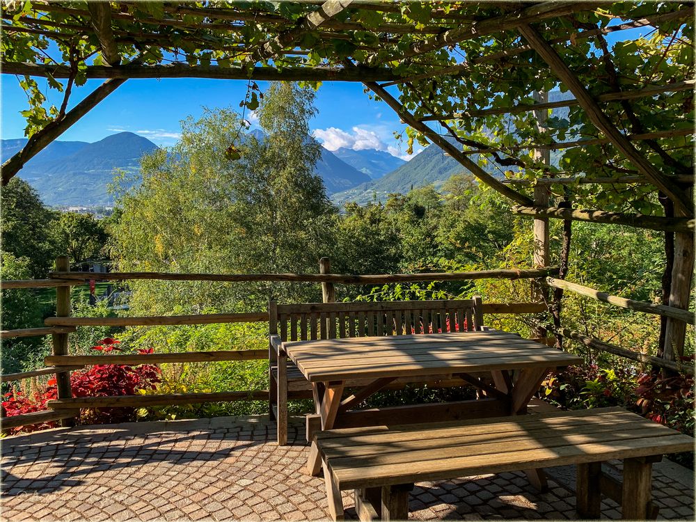 Brotzeit mit Panoramablick