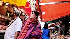 Browsing the old markets # 3