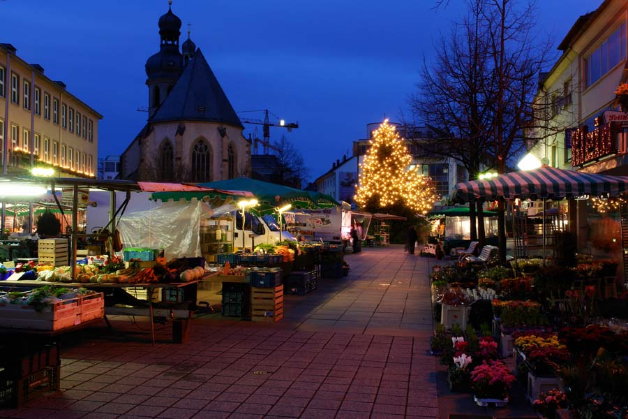 Bruchsal der Wochenmarkt 01