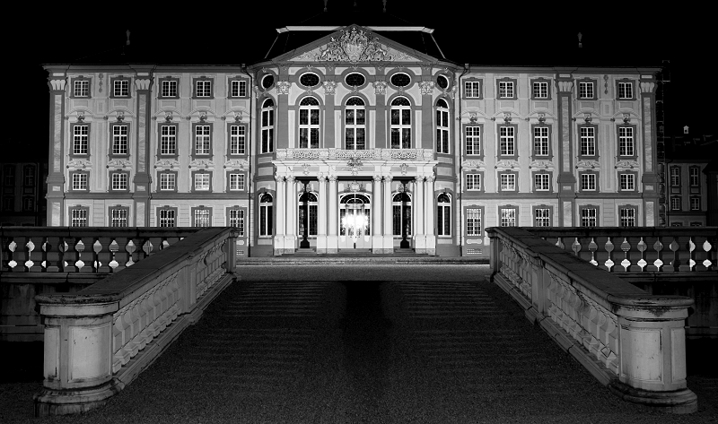 Bruchsaler Schloss zu nächtlicher Stunde