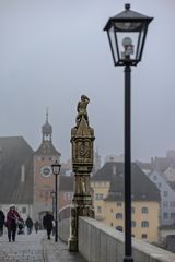 bruckmandl im dunst   