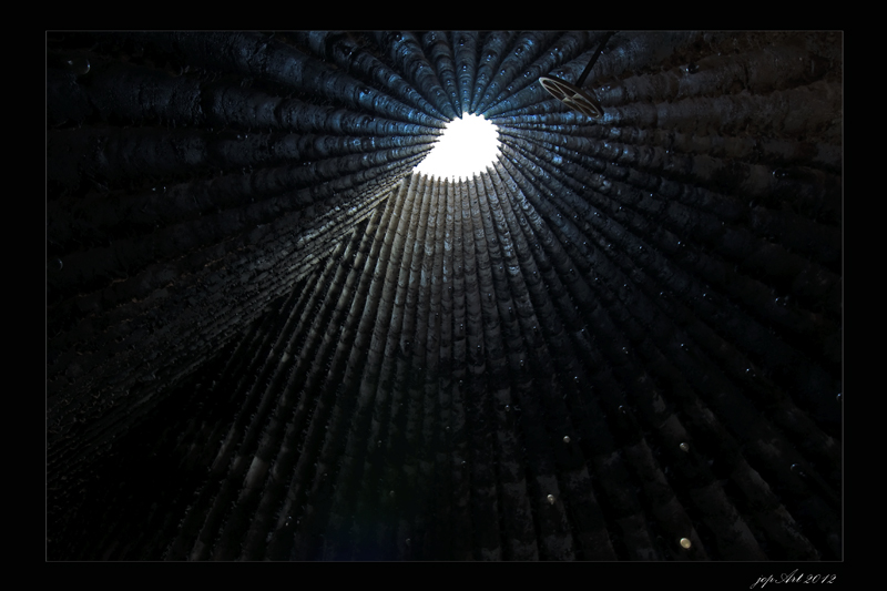 Bruder-Klaus-Feldkapelle, Blick nach oben...