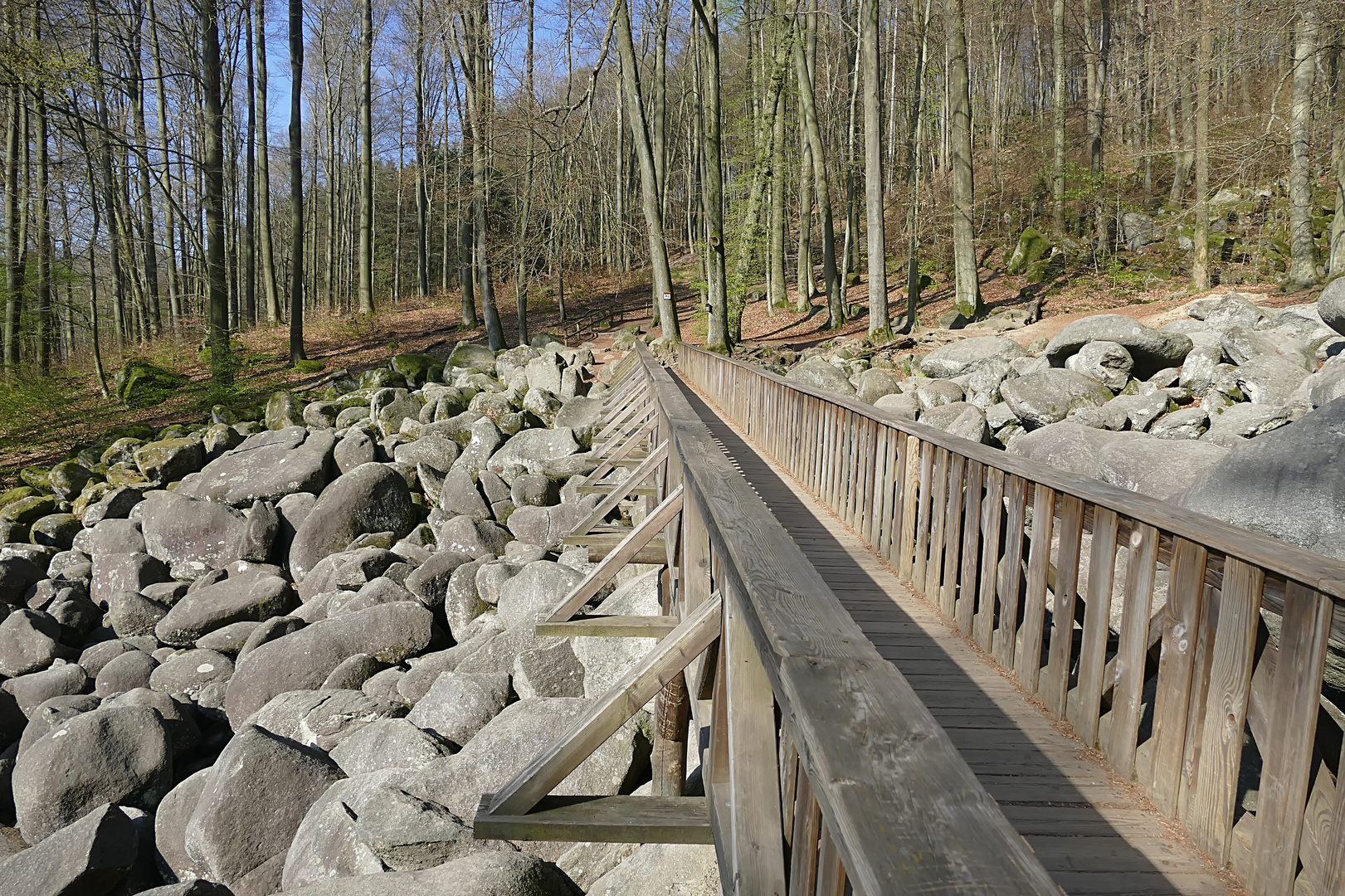 Brücke am Felsenmeer