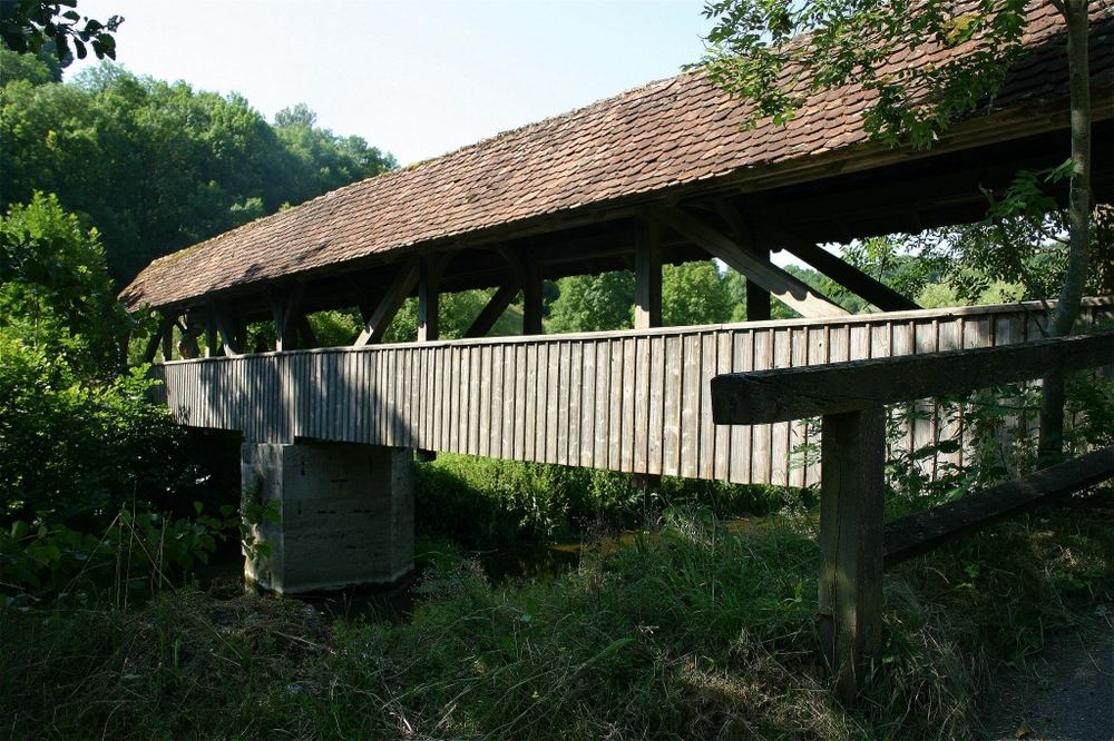 Brücke am Fluß