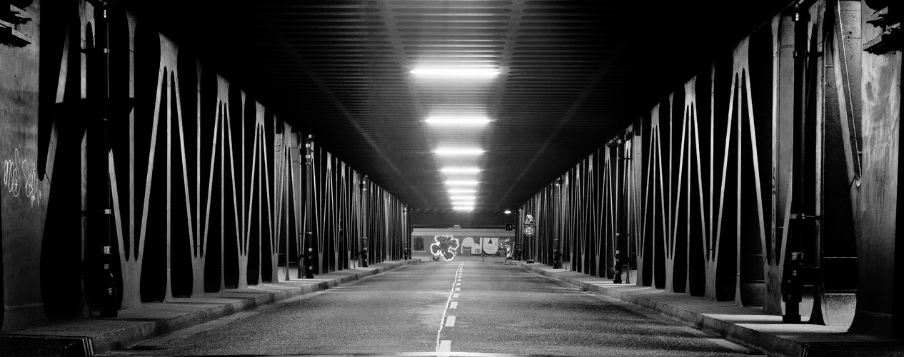 brücke am stadtdeich hh