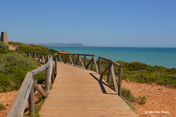 Brücke am Strand