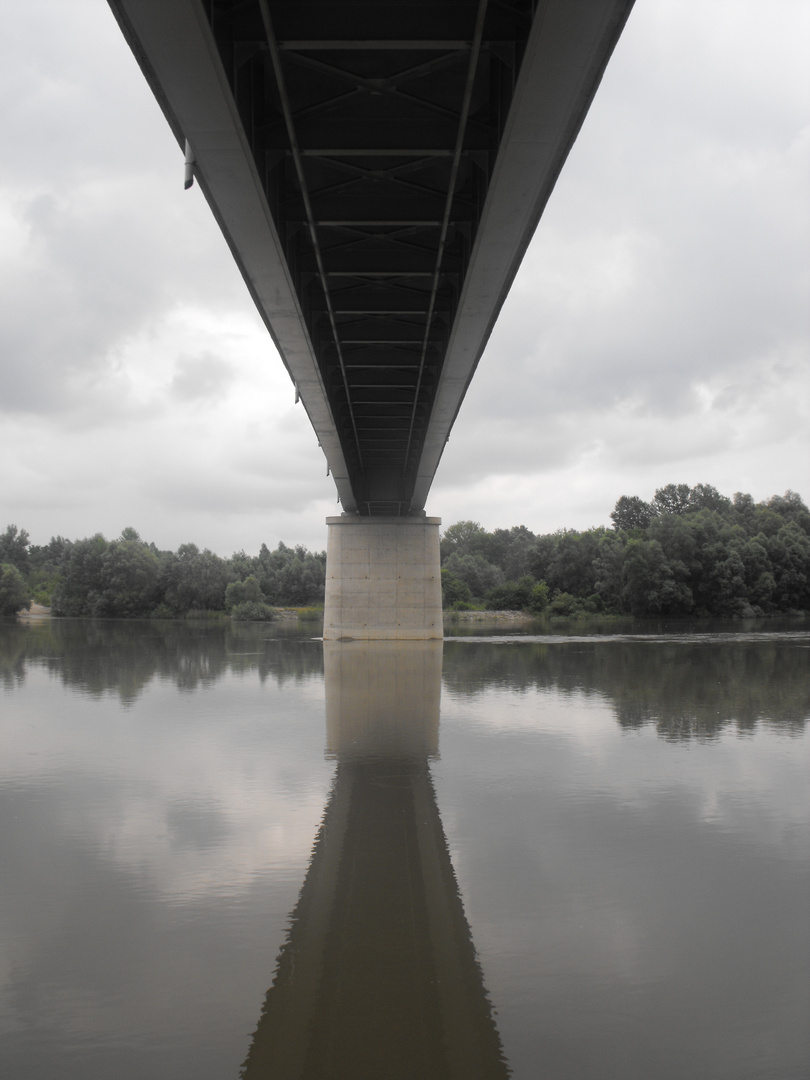 // Brücke an der Dobra