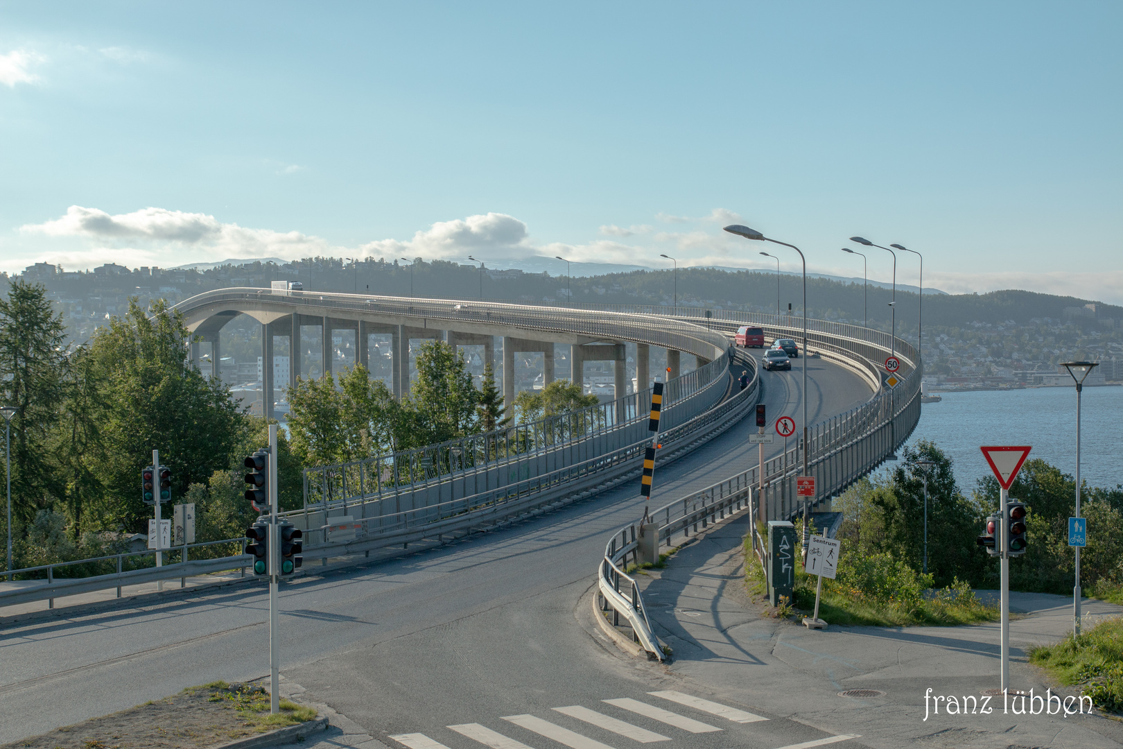 Brücke auf den Lofoten