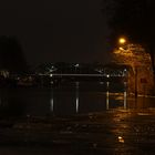 Brücke bei Nacht