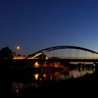 Brücke bei Nacht