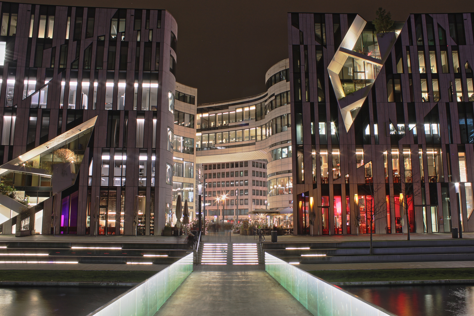 Brücke bei Nacht