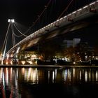 Brücke bei Nacht