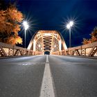  Brücke bei Nacht