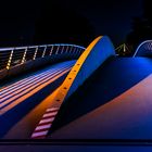 Brücke bei Nacht