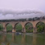 Brücke bei Nebel