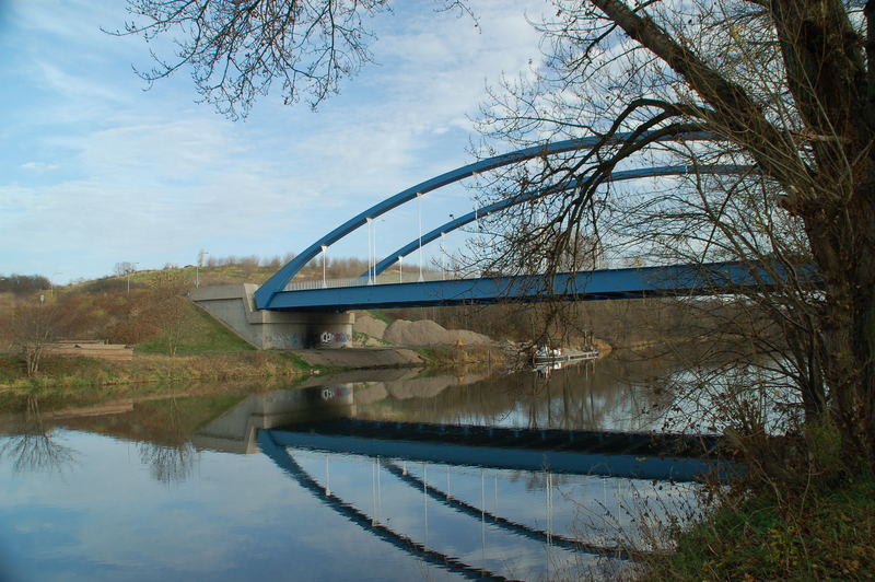 Brücke bei Röpzig Halle /Saale