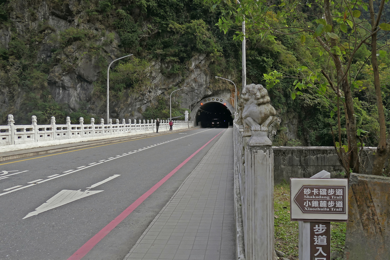 Brücke der 100 Löwen