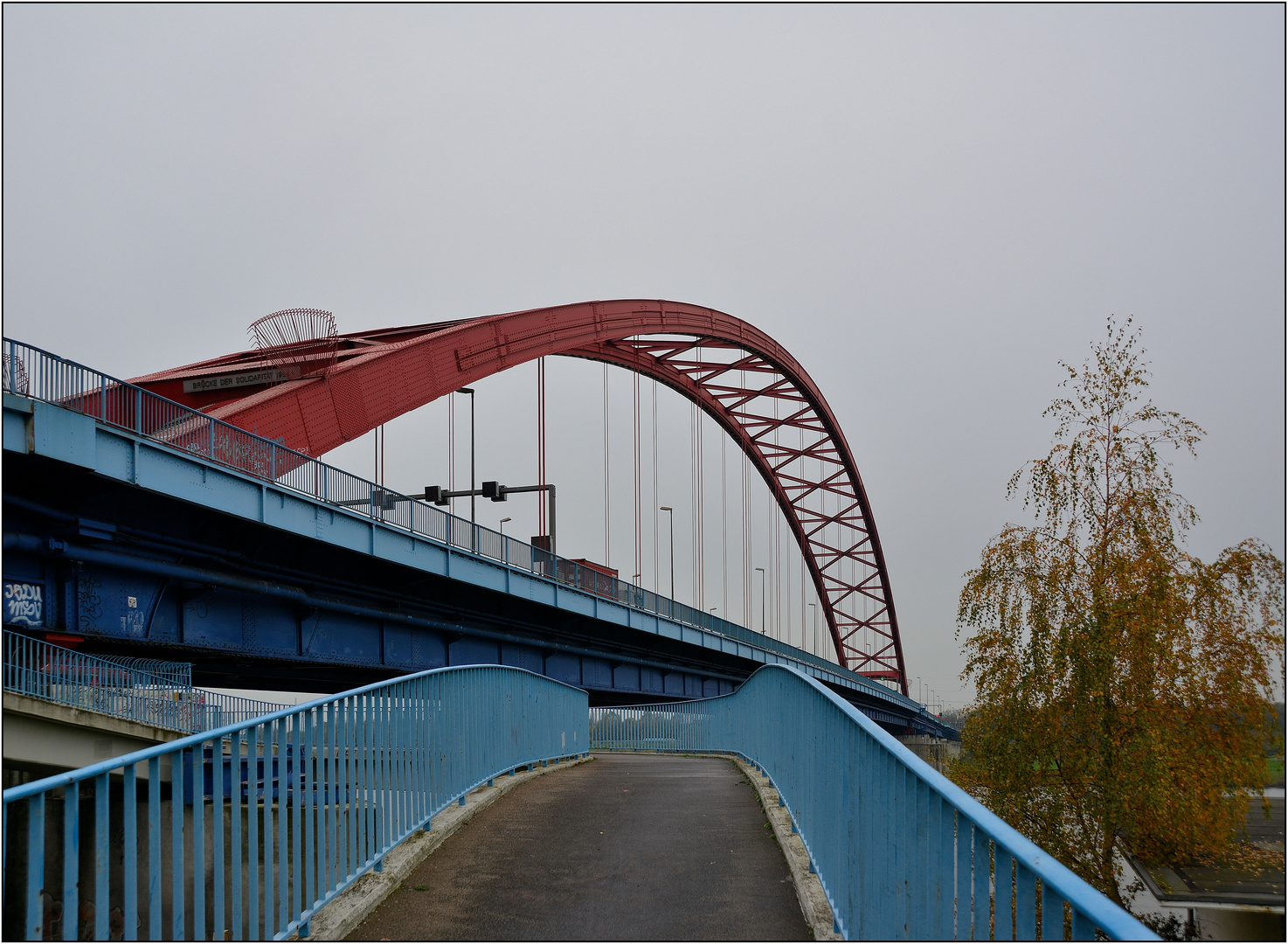 Brücke der Solidarität (2)