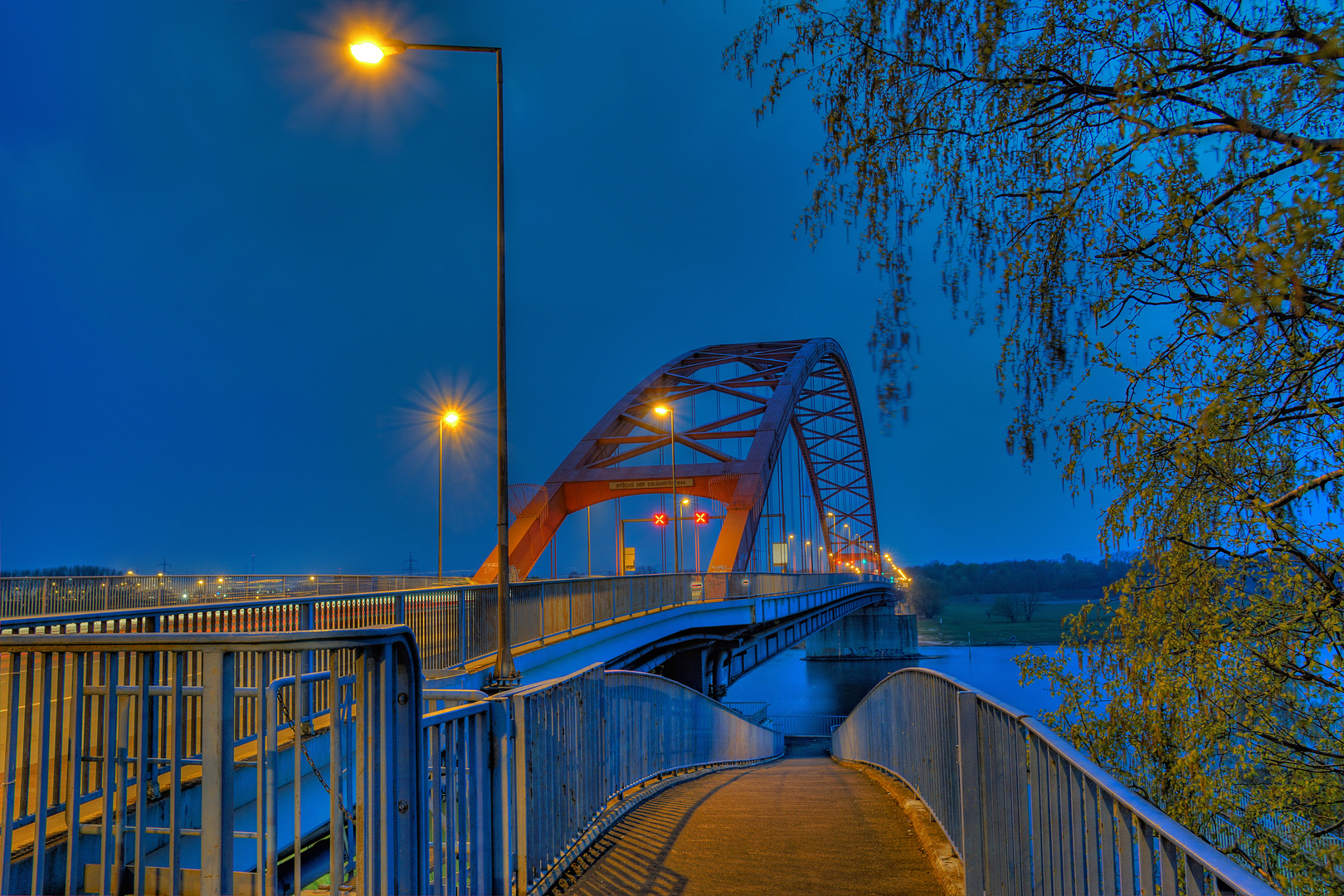 Brücke der Solidarität