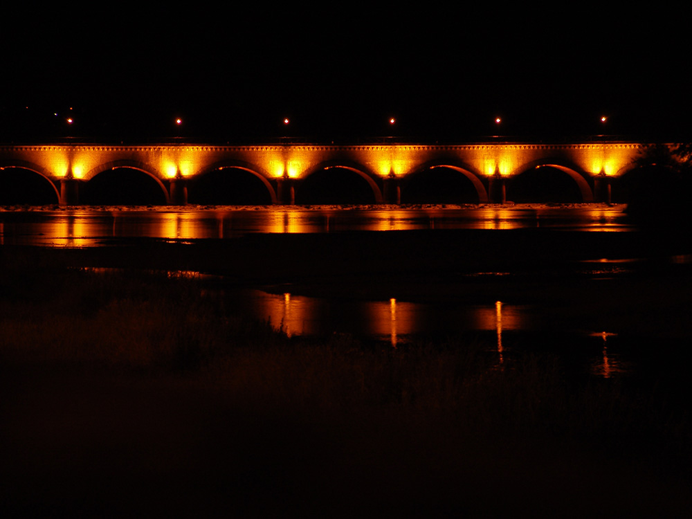 Brücke des Canal du Centre über die Loire