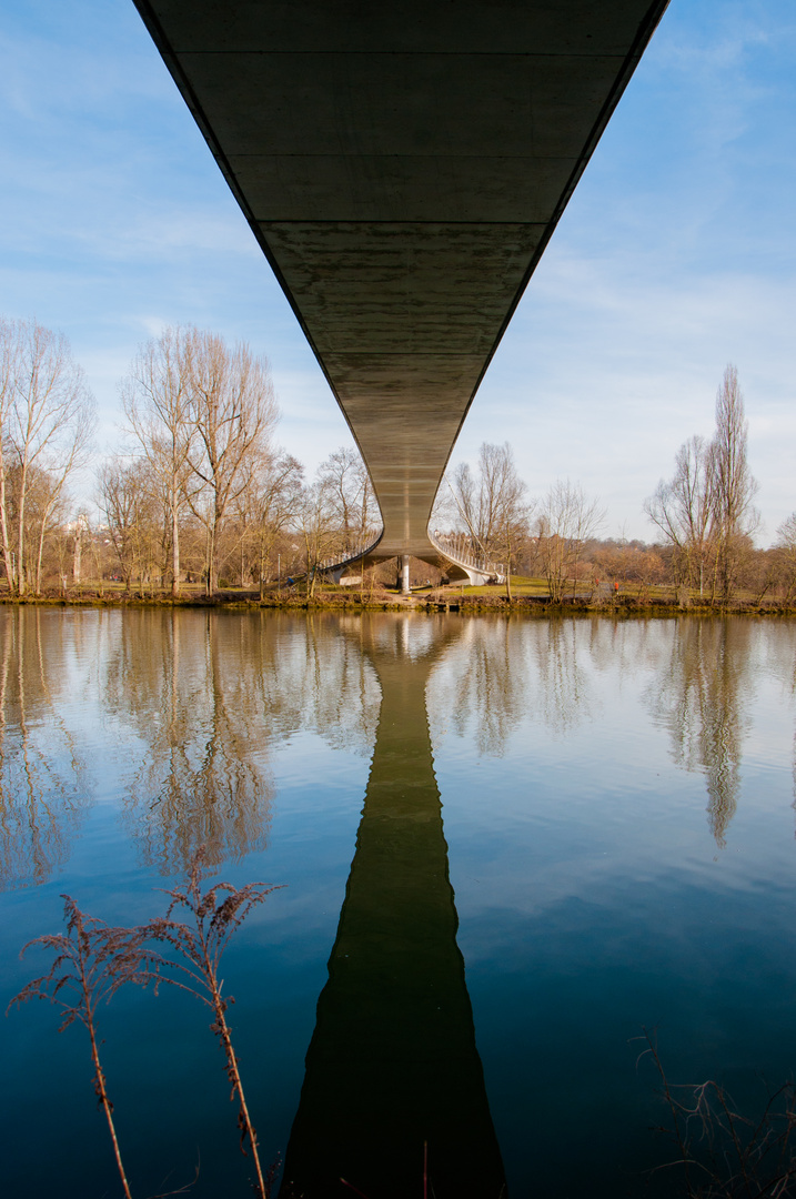 Brücke...