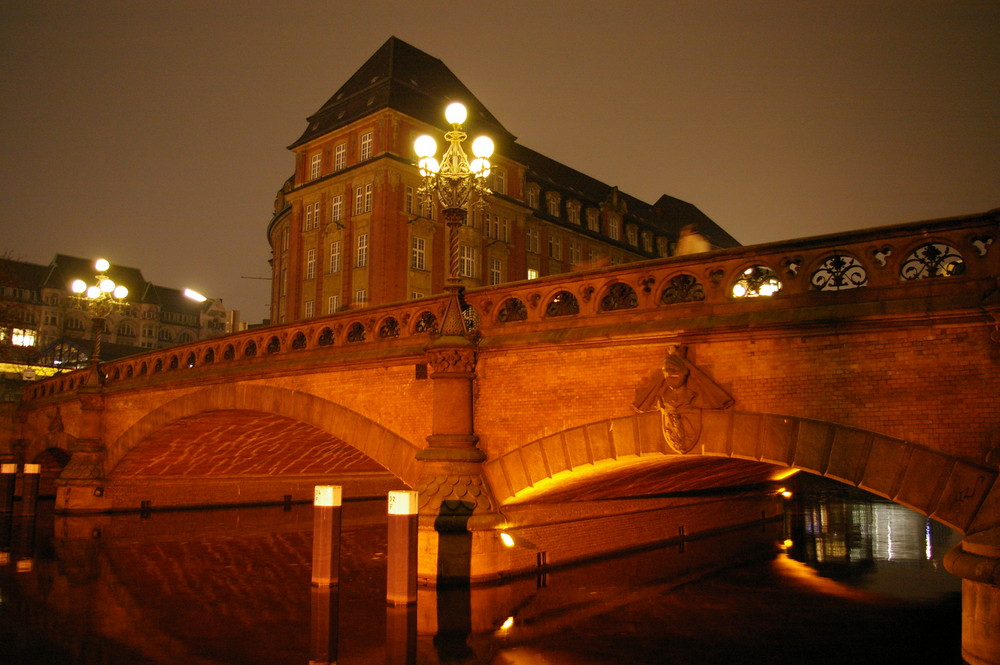 Brücke Fleetinsel