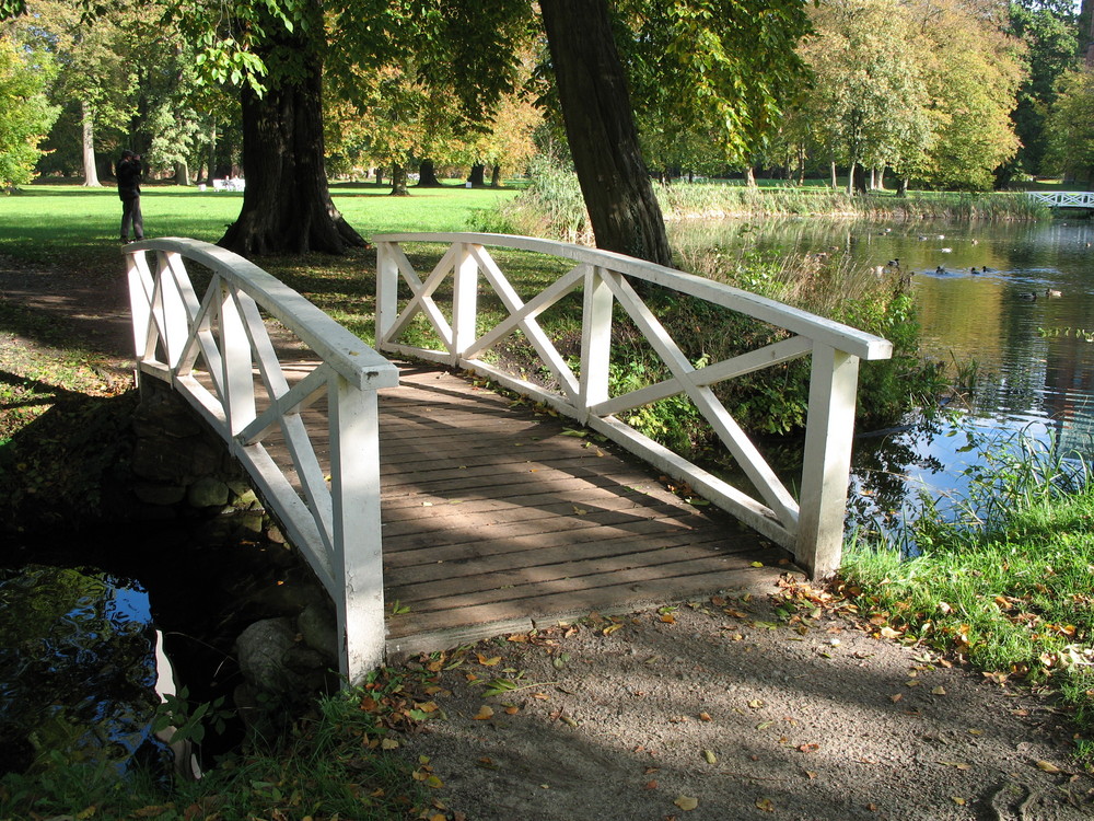 Brücke im Bad Doberaner Bachgarten