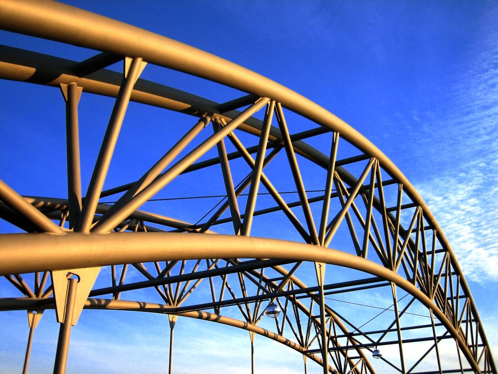 Brücke im Blau