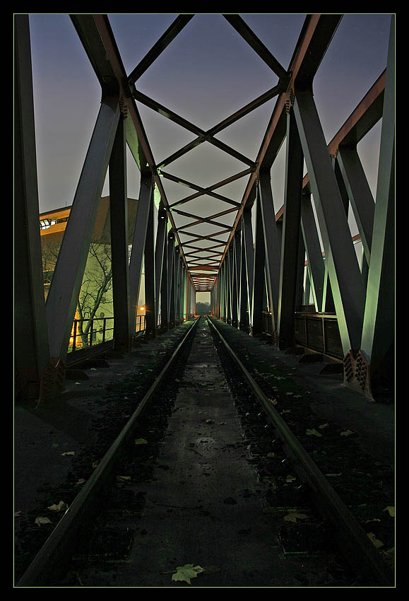 Brücke im Hafen II