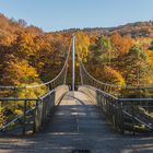 Brücke im Herbst