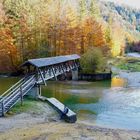 Brücke im Herbst