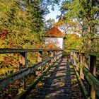 Brücke im Herbstlicht