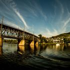 Brücke im Licht.