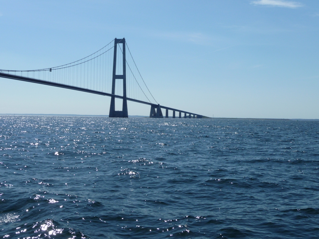 Brücke im Meer vor Dänemark